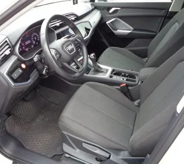 Audi Q3 SB 2,0 TDI Aut SLine/LED/Virt/GrSj/LaAs/PDC/APP/Kuka/19''/... - Zaprešić