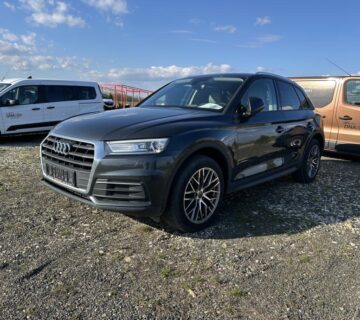 Audi Q5 2,0 TDI - cover