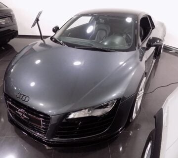 Audi R8 4,2 FSI R Besprijekorno stanje - cover