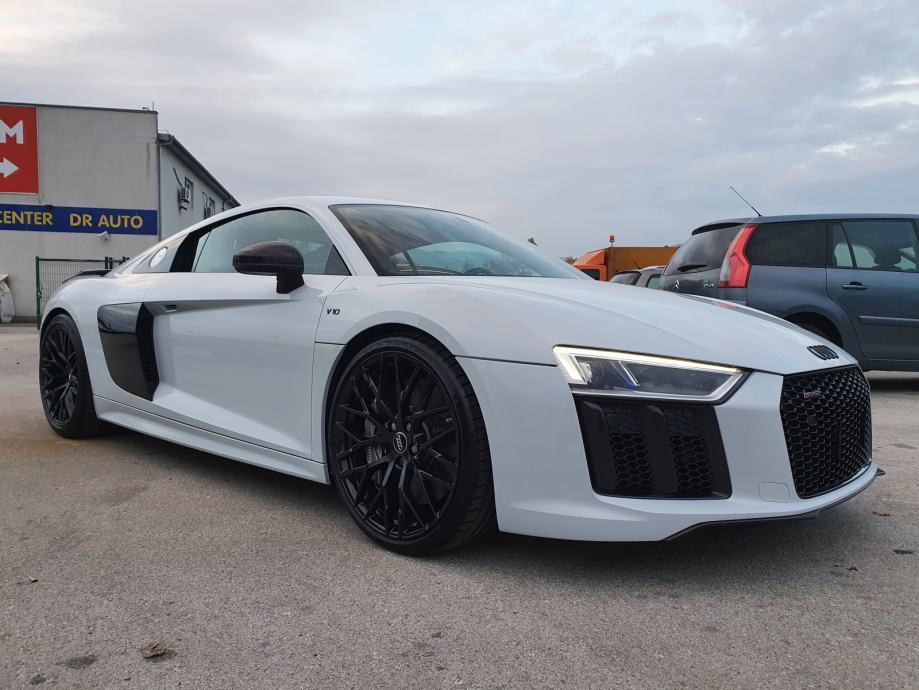audi-r8-v10-plus-quattro-slika-211183903
