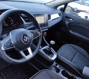 Renault Captur TCe 90 Techno - cover