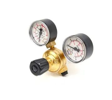 Regulator tlaka sa dvostrukim manometrom - Prelog
