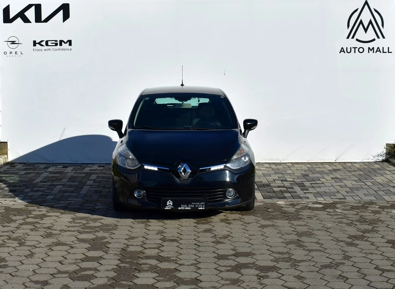 Renault Clio 1.5 DCi - cover