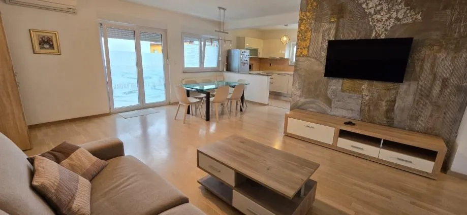 Stan:Varaždin,90 m2 (prodaja) - cover