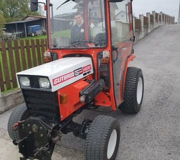GUDBROD 4200H 4x4 mini traktor - cover