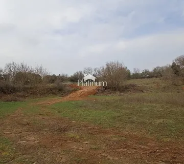 Istra,Šišan poljoprivredno zemljište veličine 572 m2 - cover
