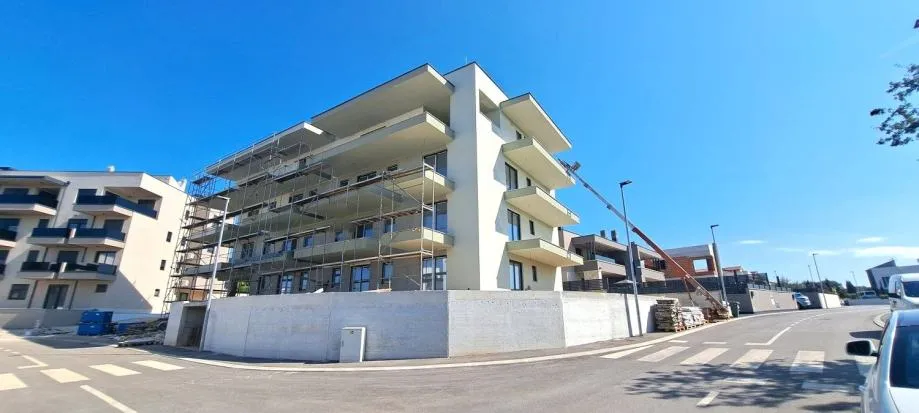 VABRIGA-STAN U NOVOGRADNJI PRODAJA (prodaja) - cover