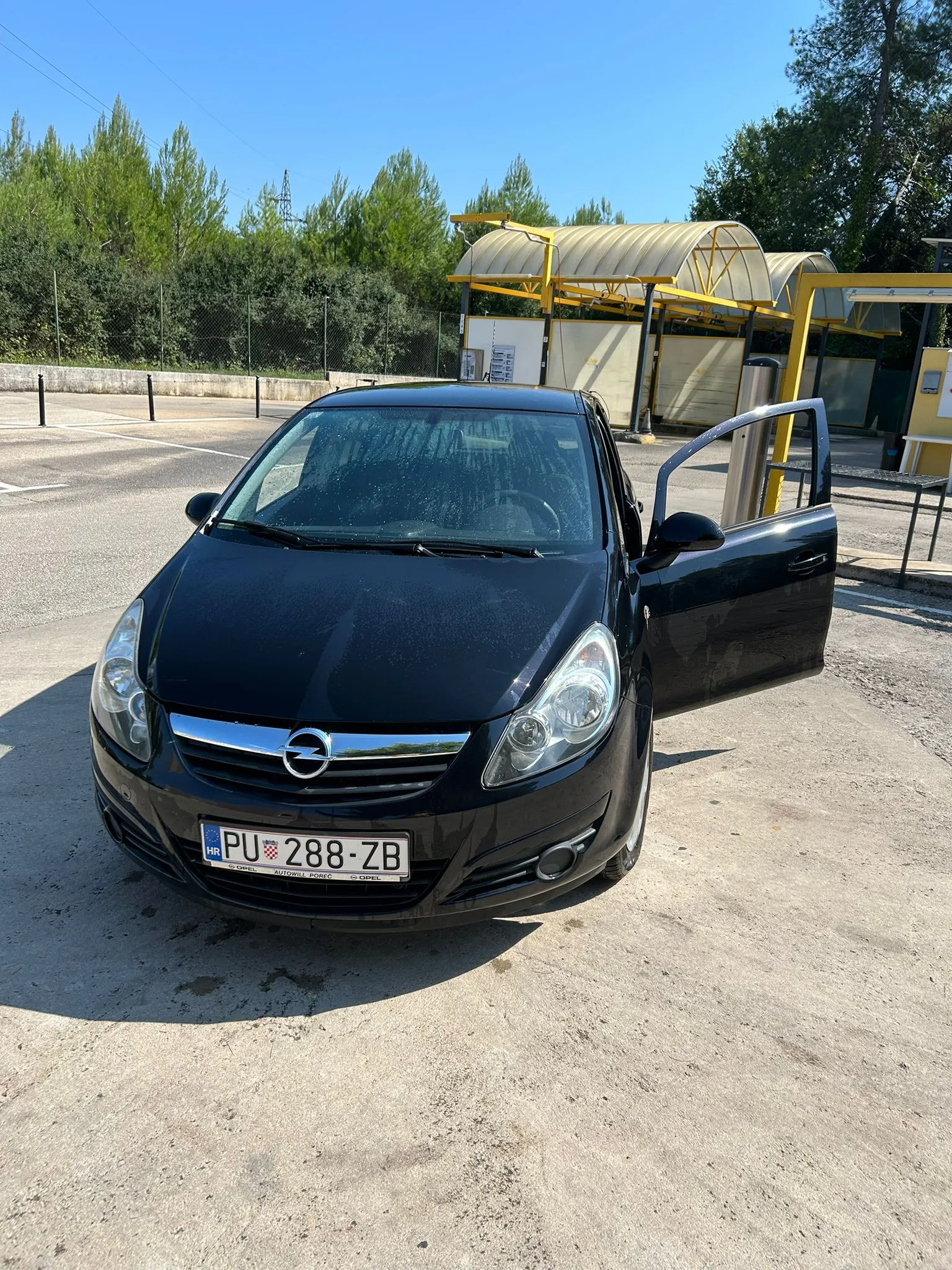Odličan gradski auto, prodaja zbog kupnje veceg - cover