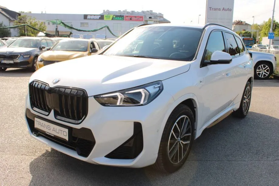 BMW X1 20d xDrive AUTOMATIK M-paket *LED, NAVIGACIJA, KAMERA* - cover