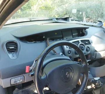 RENAULT SCENIC 2005 ARMATURA KOMPLET SA ZRACNIM - cover