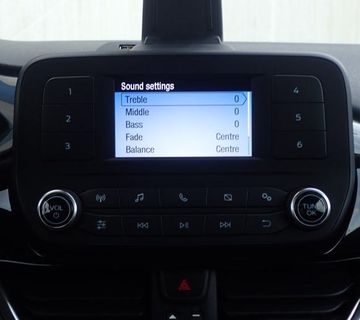 Ford Fiesta 1.1i, 9.900,00 €  - cover