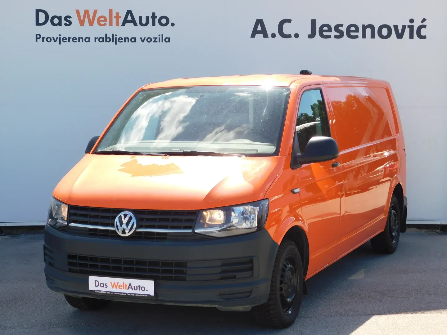 VW Transporter FURGON 2.0 TDI - cover