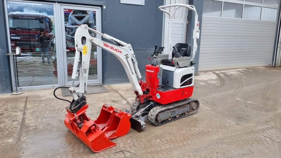 bager-takeuchi-tb210r-3x-korpa-2019-godina-slika-186984274