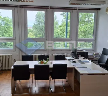 FOLNEGOVIĆEVO NASELJE- Rakušina, uredski prostor, 656,30 m2 - Zagreb