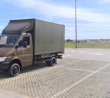 Mercedes Benz Sprinter 413 CDI 4X4 - cover