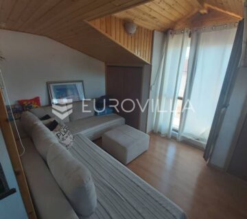 Istra, Rovinj, obiteljska duplex kuća na 500 m od mora i centra grada - cover