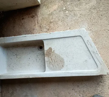 stari kameni škaf - sudoper - cover