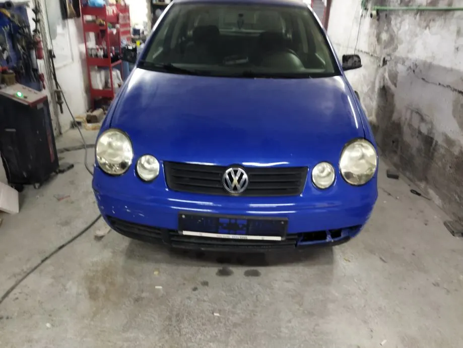 VW POLO 9N 2003 PREDNJA HAUBA - cover