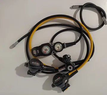 REGULATOR MARES EPIC ADJ 82X + OCTOPUS + INSTRUMENTI + DODATNA CRIJEVA - cover