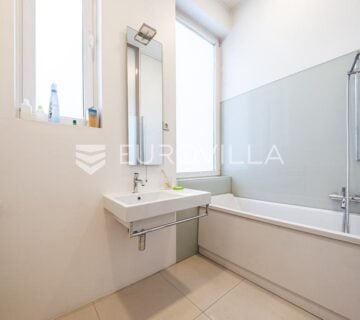 Zagreb, Centar, krasan trosoban stan u strogom centru, 124 m2 - cover