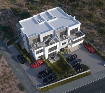 Trosoban penthouse s pogledom na more - novogradnja - cover