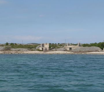 Vodice, Srima, zemljište turističke namjene, 28.033 m2 - cover