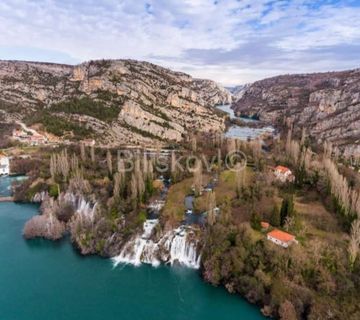 Nacionalni park Krka dugoročan najam pristup auto - cover