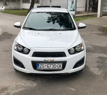 Chevrolet Aveo 1.2, 2900 EUR, 157.125 km - cover