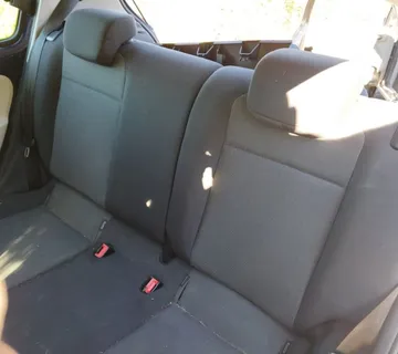 VW UP 2015 ZADNJA SJEDALA - cover