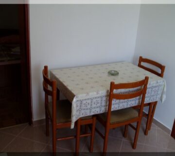 Apartmani i sobe Bionda Senj - cover