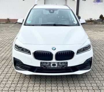 BMW 220i Active Tourer svojim kamionima uvozimo sve marke vozila - cover