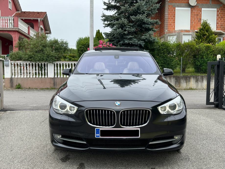 bmw-535d-xdrive-gt-panorama-keyless-go-alu-20-slika-226329540