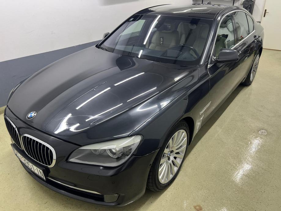 bmw-750li-auto-top-model-slika-209643024