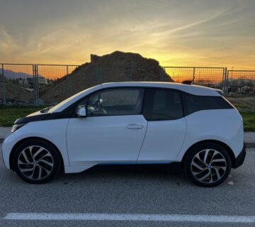 BMW i3 60ah REX - cover