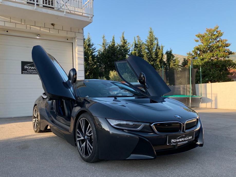 bmw-i8-first-edition-pure-automatik-slika-156702410