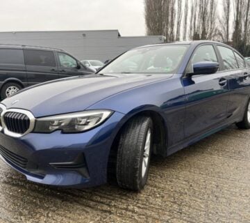 BMW serija 3 318d Advantage, 10/2019, 121150 km, novi model,servisna - cover