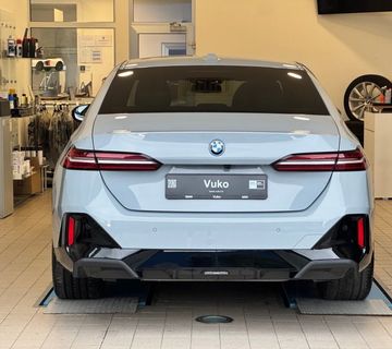BMW serija 5 550e xDrive automatik - cover