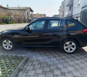 BMW X1 xDrive18d - cover