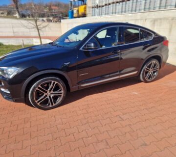 BMW X4 20d - cover