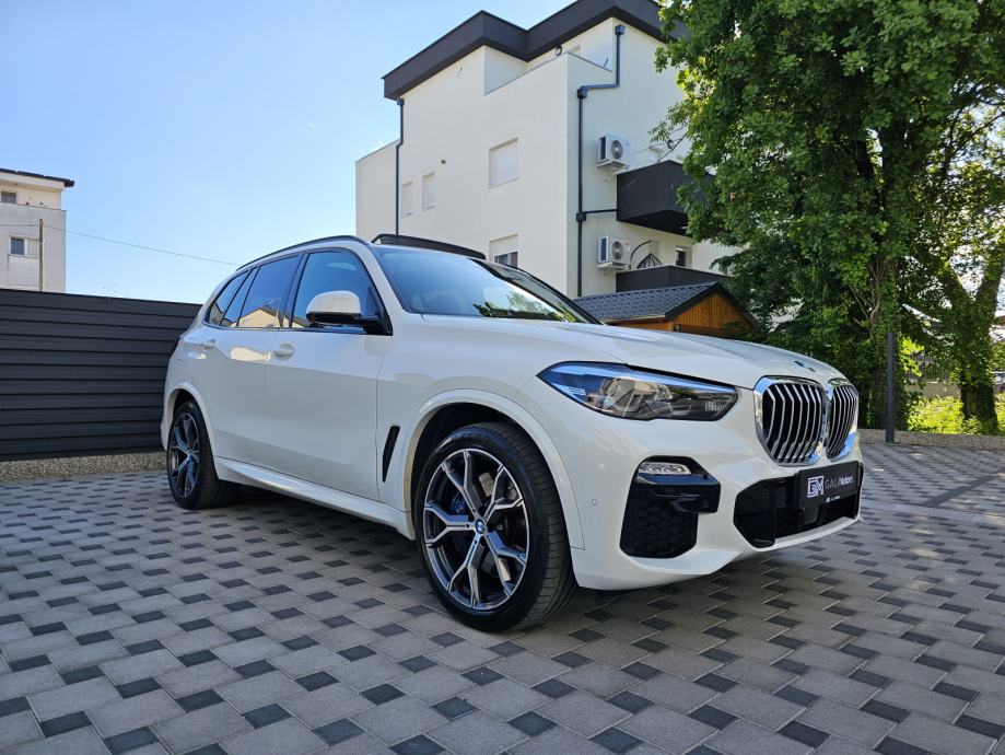 bmw-x5-xdrive45e-garancija-pdv-panorama-360kam-ventilacija-sjeda-slika-218742541