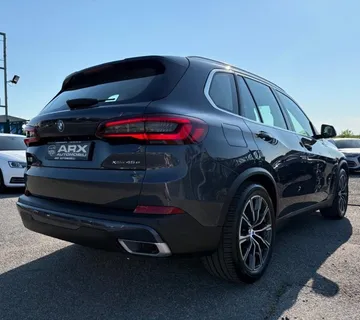 BMW X5 xDrive45e °VIRTUAL°NAVI°KAMERA°JAMSTVO 12MJ°LEASING BEZ UČEŠĆA - Sesvete, Zagreb