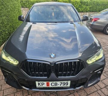 BMW X6 M50D automatik - cover