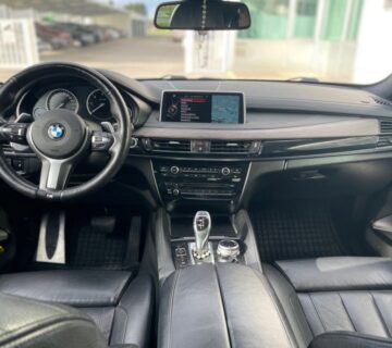 BMW X6 M50d - cover