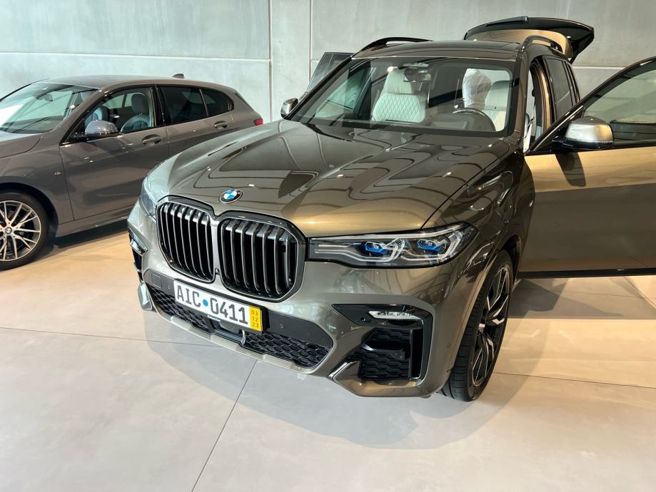 bmw-x7-xdrive40d-automatik-slika-210792100