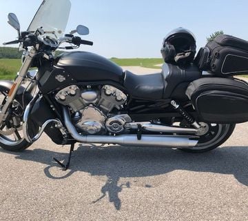 Harley Davidson V-rod Muscle - cover