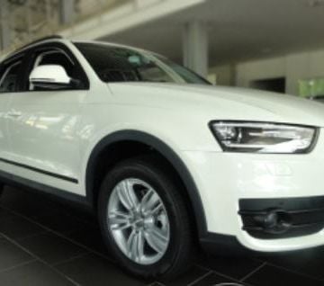 Bočne letvice - lajsne Audi Q3 -2011 ( suv ) - cover