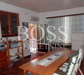Smokvica, prizemnica 75m2, 50m od mora, 185.000 eur/kn - cover
