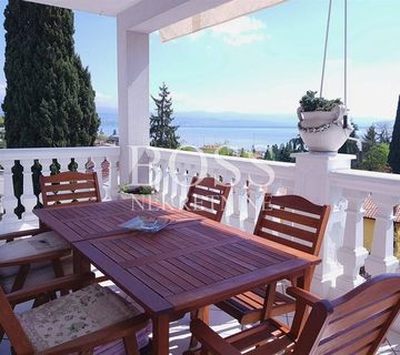 Ičići, 3S+DB, 190m2+dvorišna zgrada, 670.000€ - cover