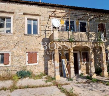 Pehlin, samostojeća kuća 300m2 - cover