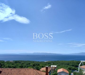 Kostrena, kuća s 5 stanova, prilika! - cover